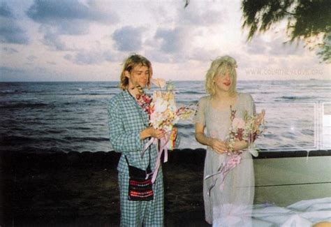 did courtney love remarry.